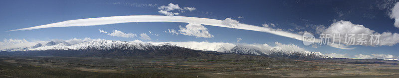 Sierra Wave Lenticular Cloud